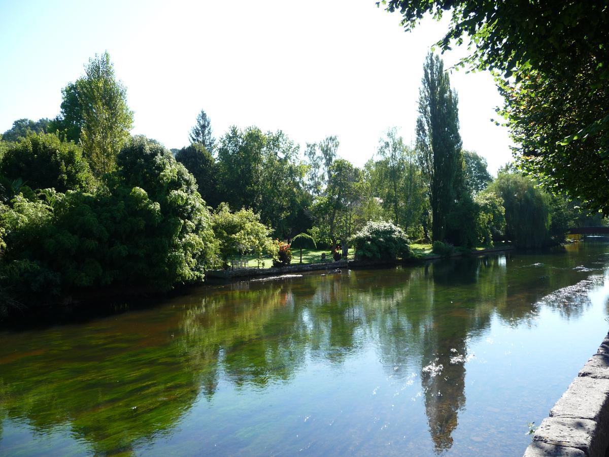 Hotel Alienor Brantôme Exteriör bild